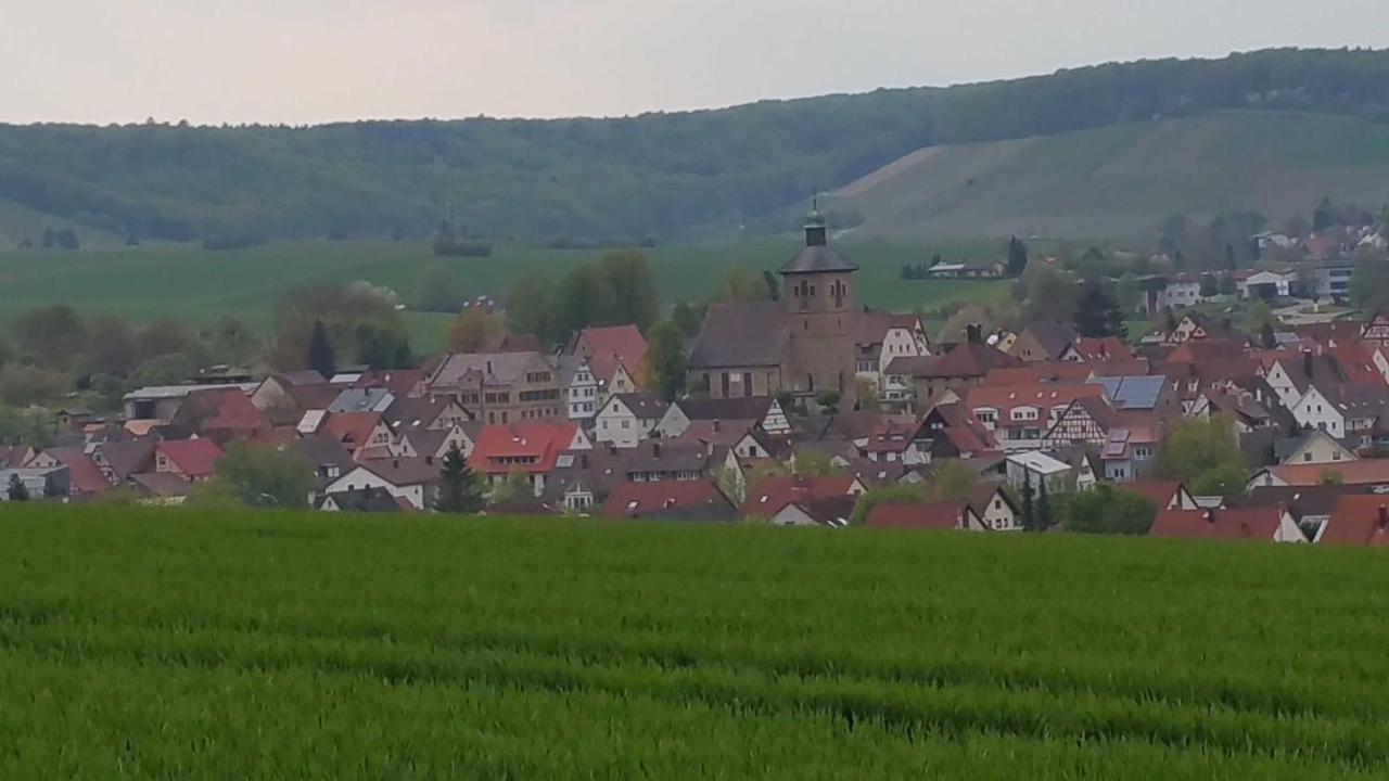 Weinlodge Am Geissberg 에버스타트 외부 사진